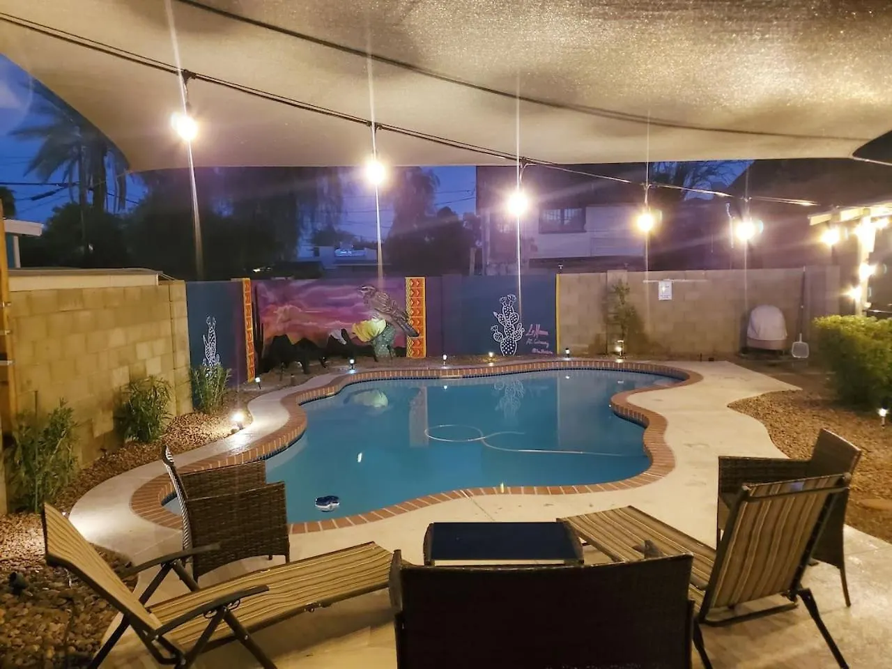 Phoenix Home Pool & String Lights ארצות הברית